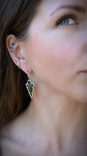 Load image into Gallery viewer, Serpentine with 14k gold accent