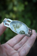 Load image into Gallery viewer, Scenic Quartz Cuff (rattle discount)