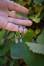 Load image into Gallery viewer, Little Town of Washington Quartz Interchangeable Hoops